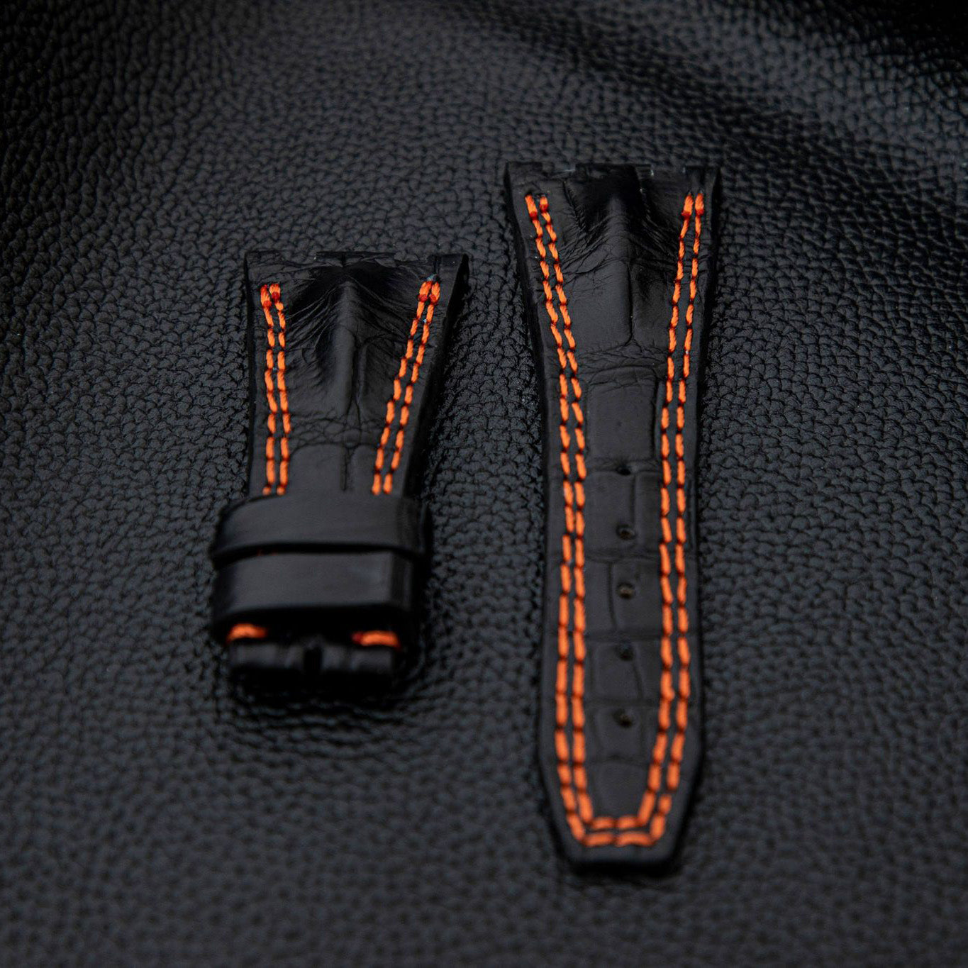 BLACK CROCODILE HORNBACK LEATHER STRAP