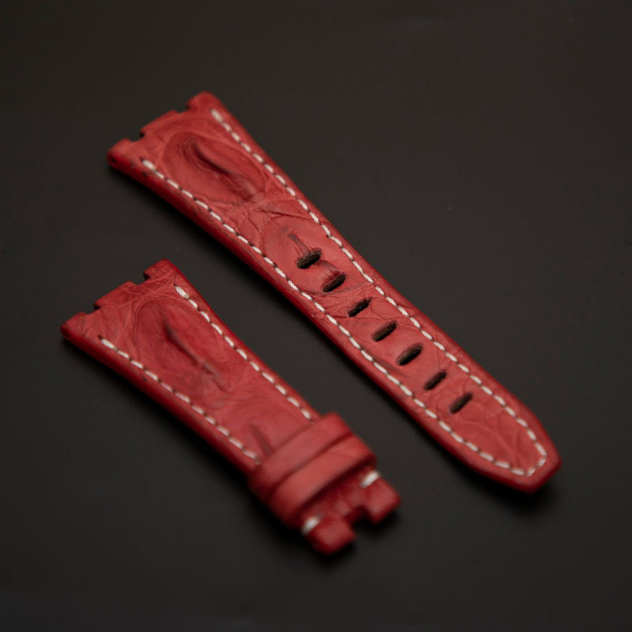 RED CROCODILE HORNBACK LEATHER STRAP