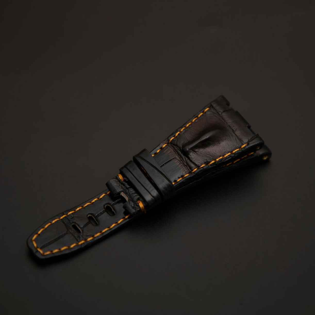 BLACK CROCODILE HORNBACK LEATHER STRAP