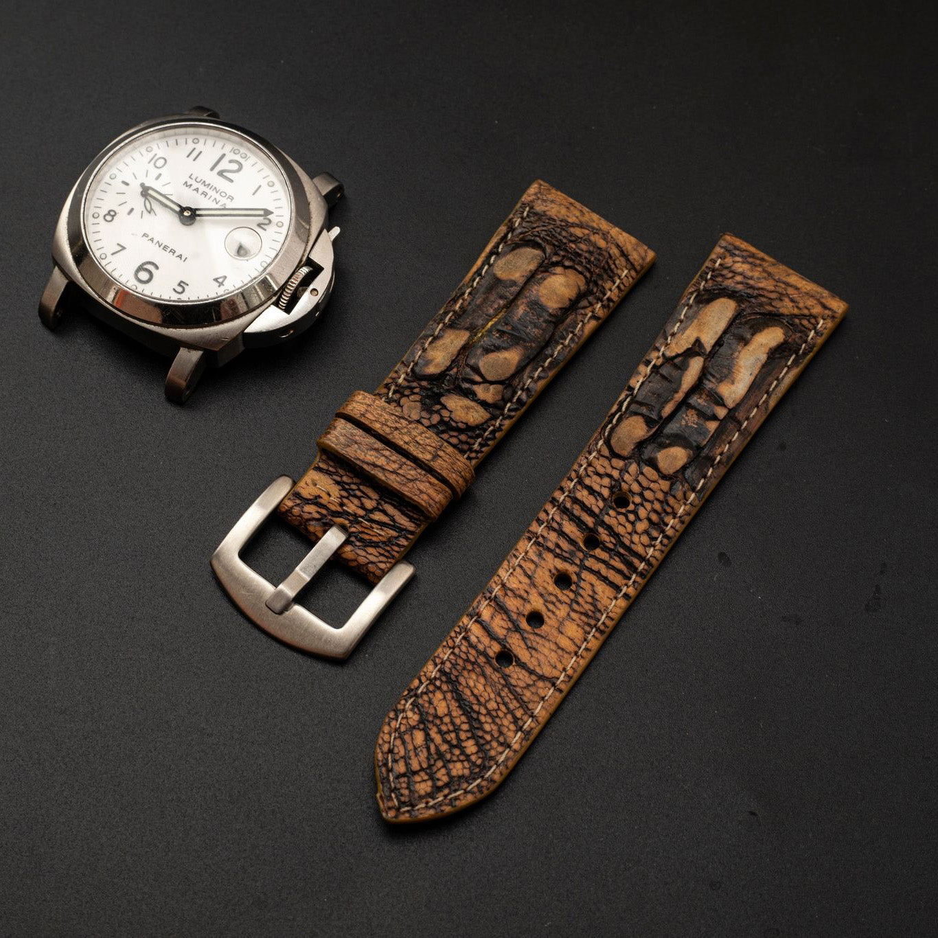 BROWN OSTRICH LEATHER STRAP