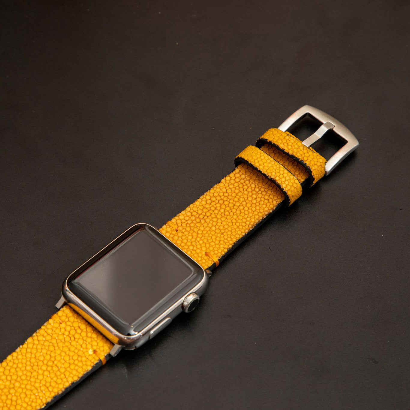 YELLOW STINGRAY LEATHER STRAP