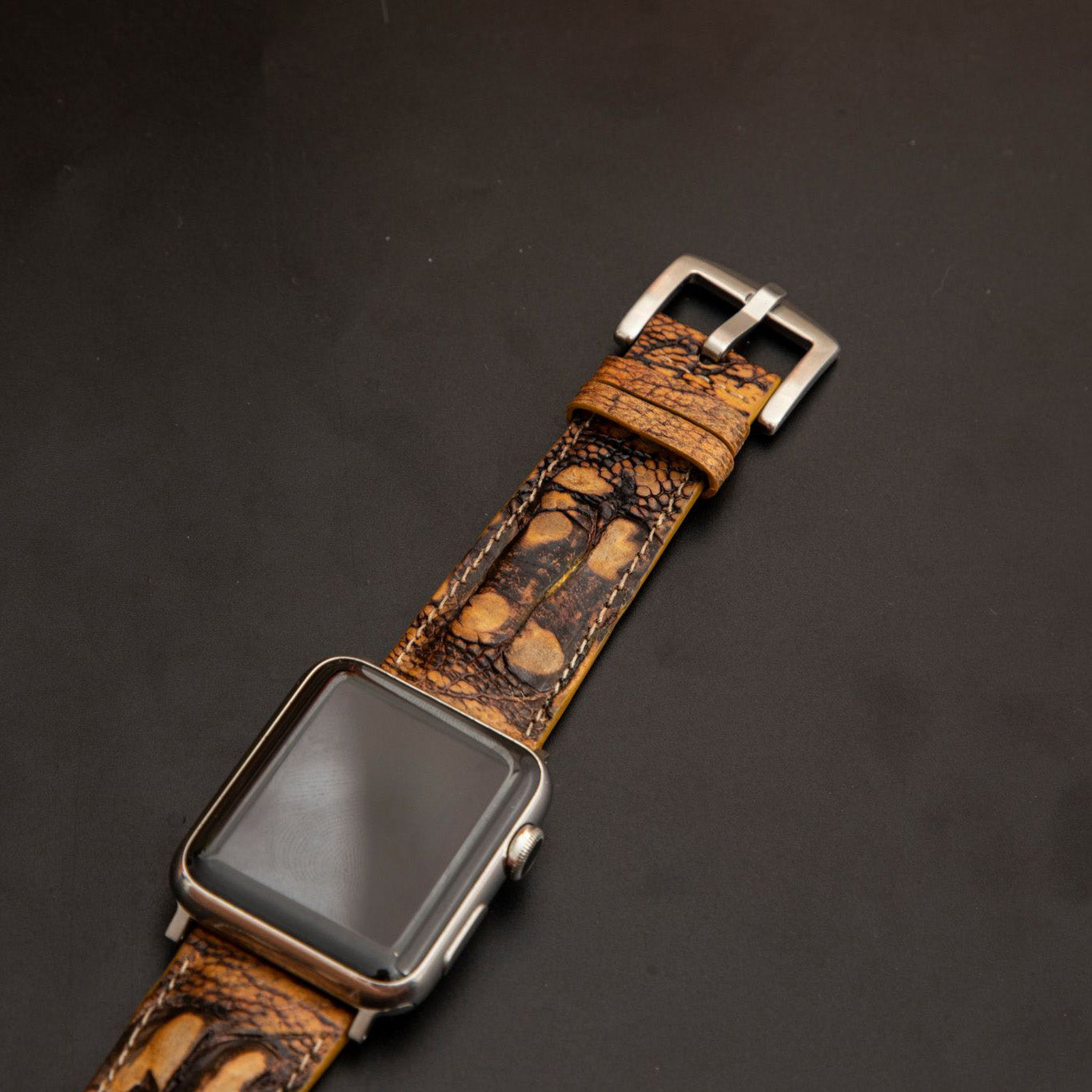 BROWN OSTRICH LEATHER STRAP