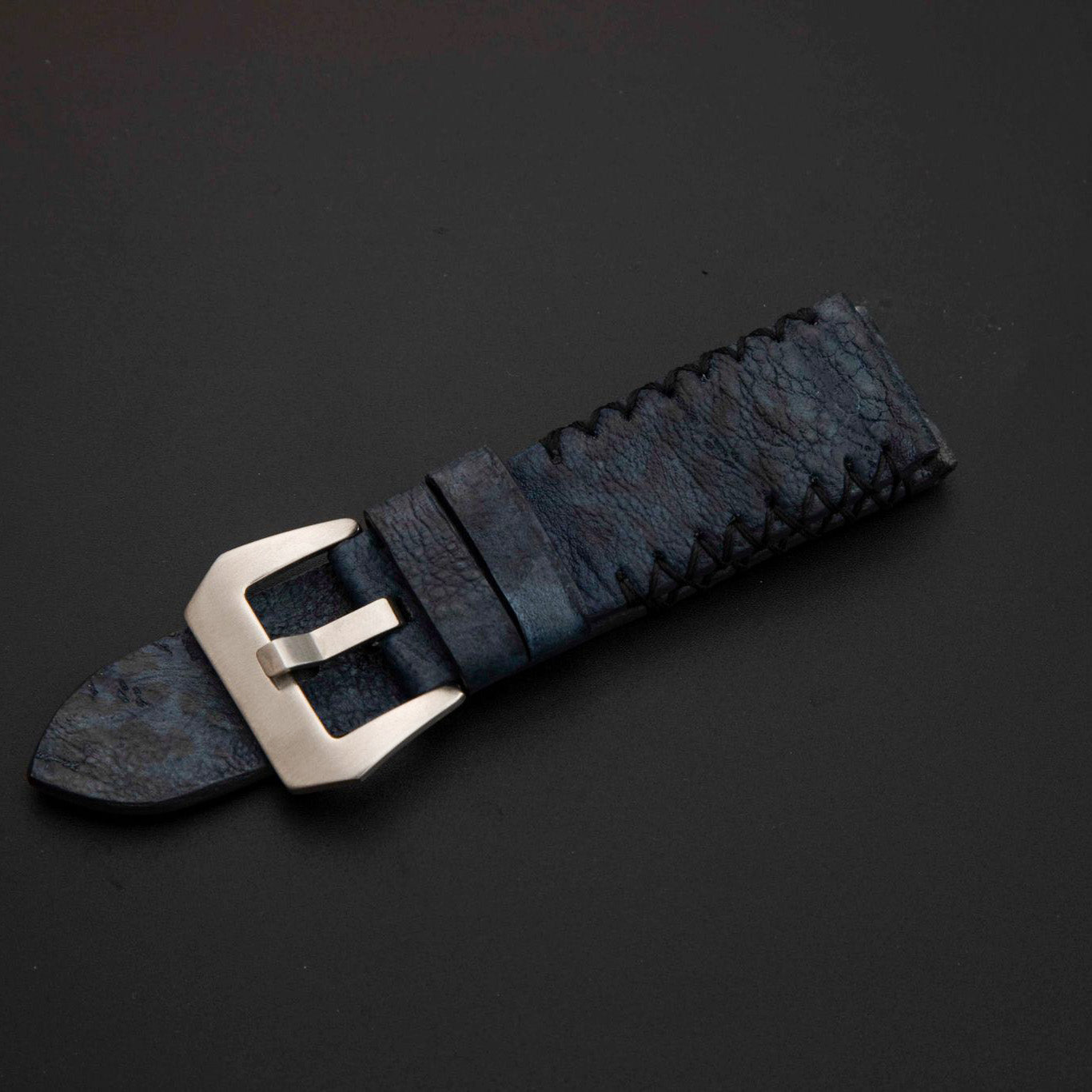 BLUE TOAD LEATHER STRAP