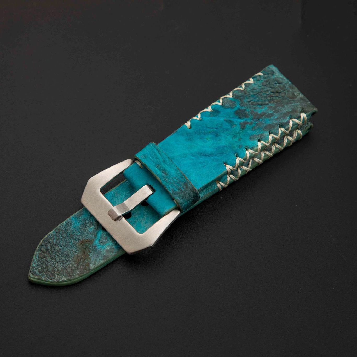 BLUE TOAD LEATHER STRAP