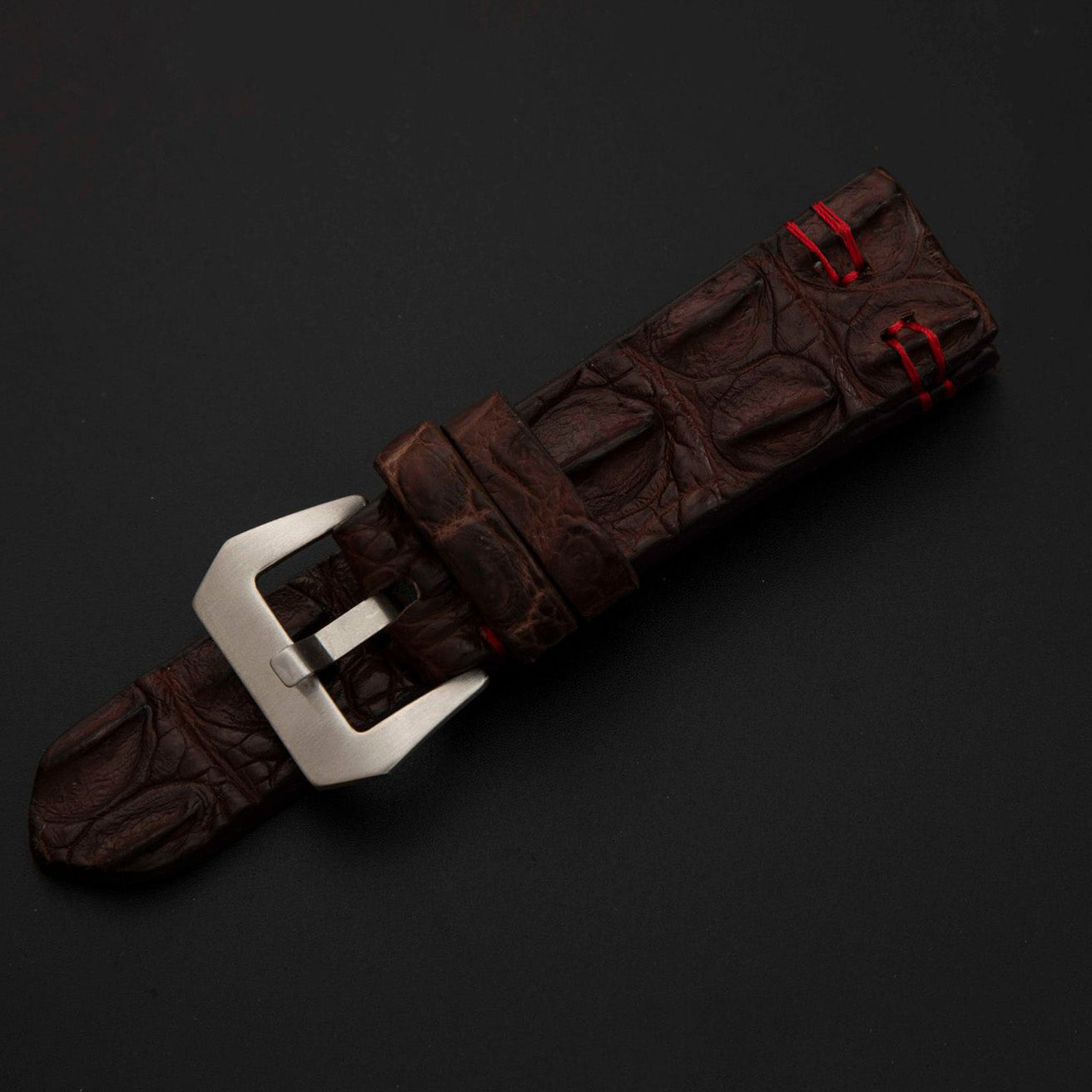 BROWN CROCODILE HORNBACK LEATHER STRAP