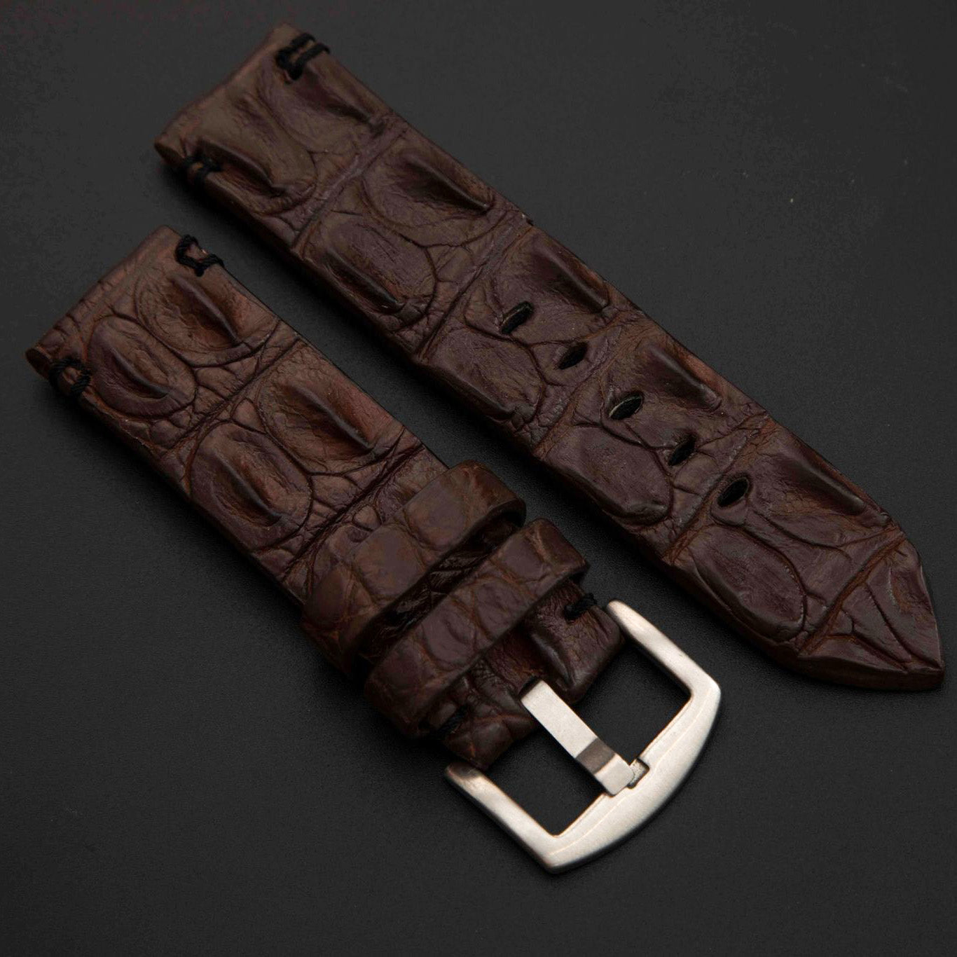 BROWN CROCODILE HORNBACK LEATHER STRAP