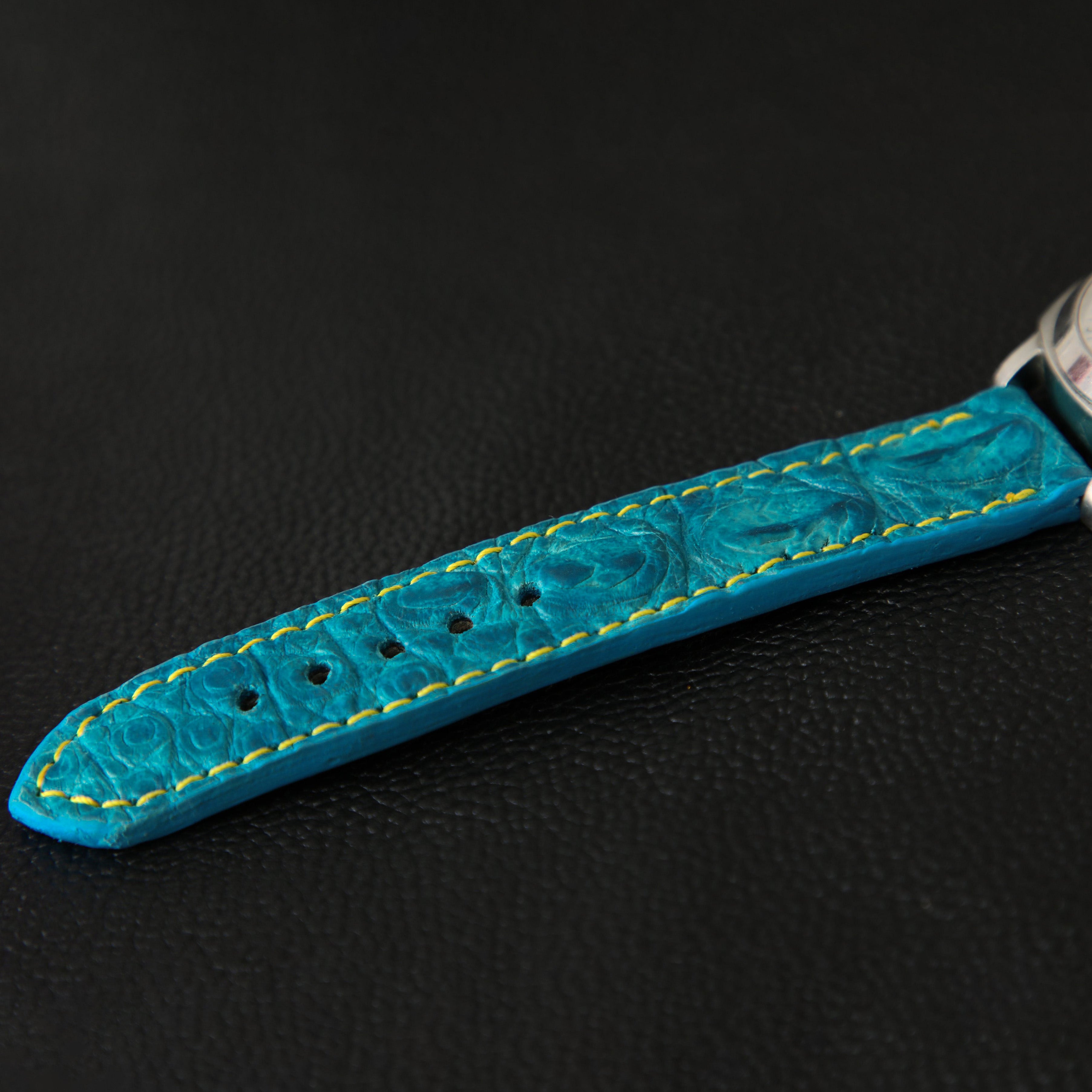 BLUE CROCODILE HORNBACK LEATHER STRAP