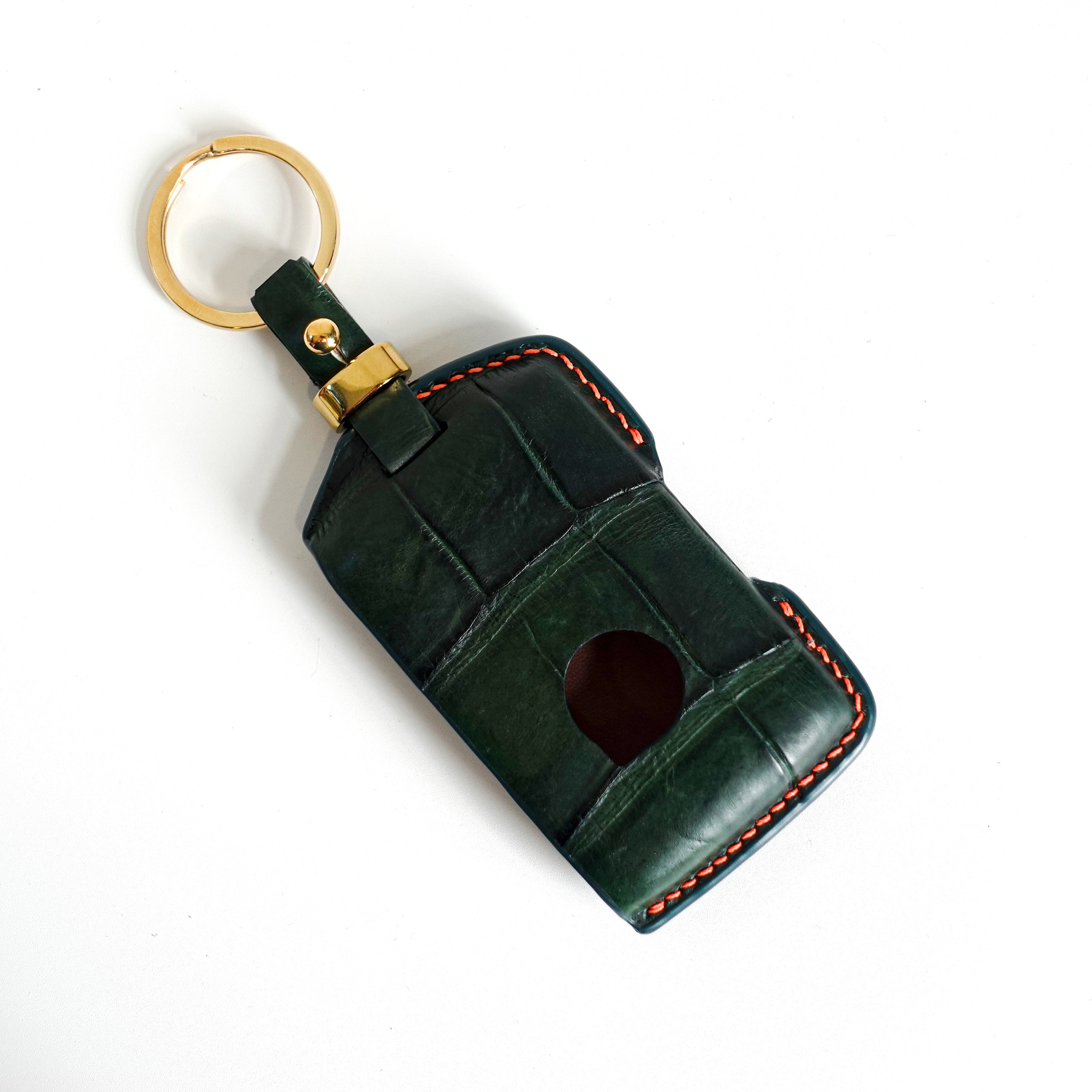 GREEN HANDMADE LEATHER KEY CASE FOR VOLVO