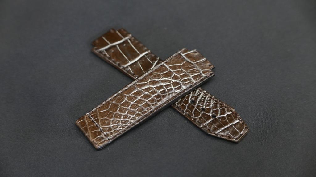 BROWN&SILVER CROCODILE BELLY LEATHER STRAP