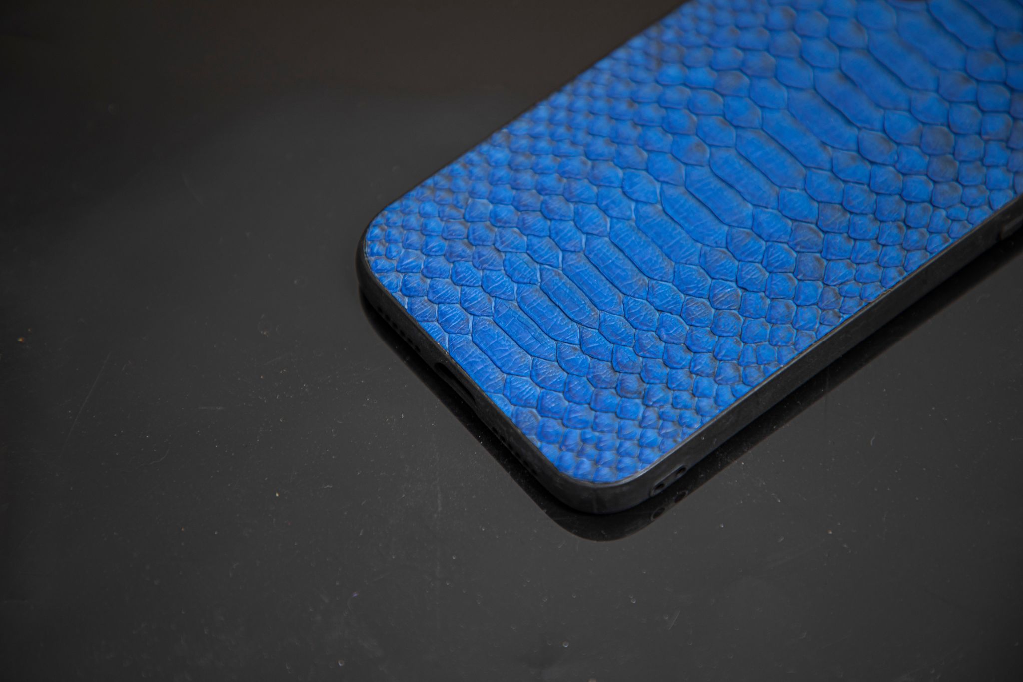 BLUE PYTHON LEATHER PHONE CASE