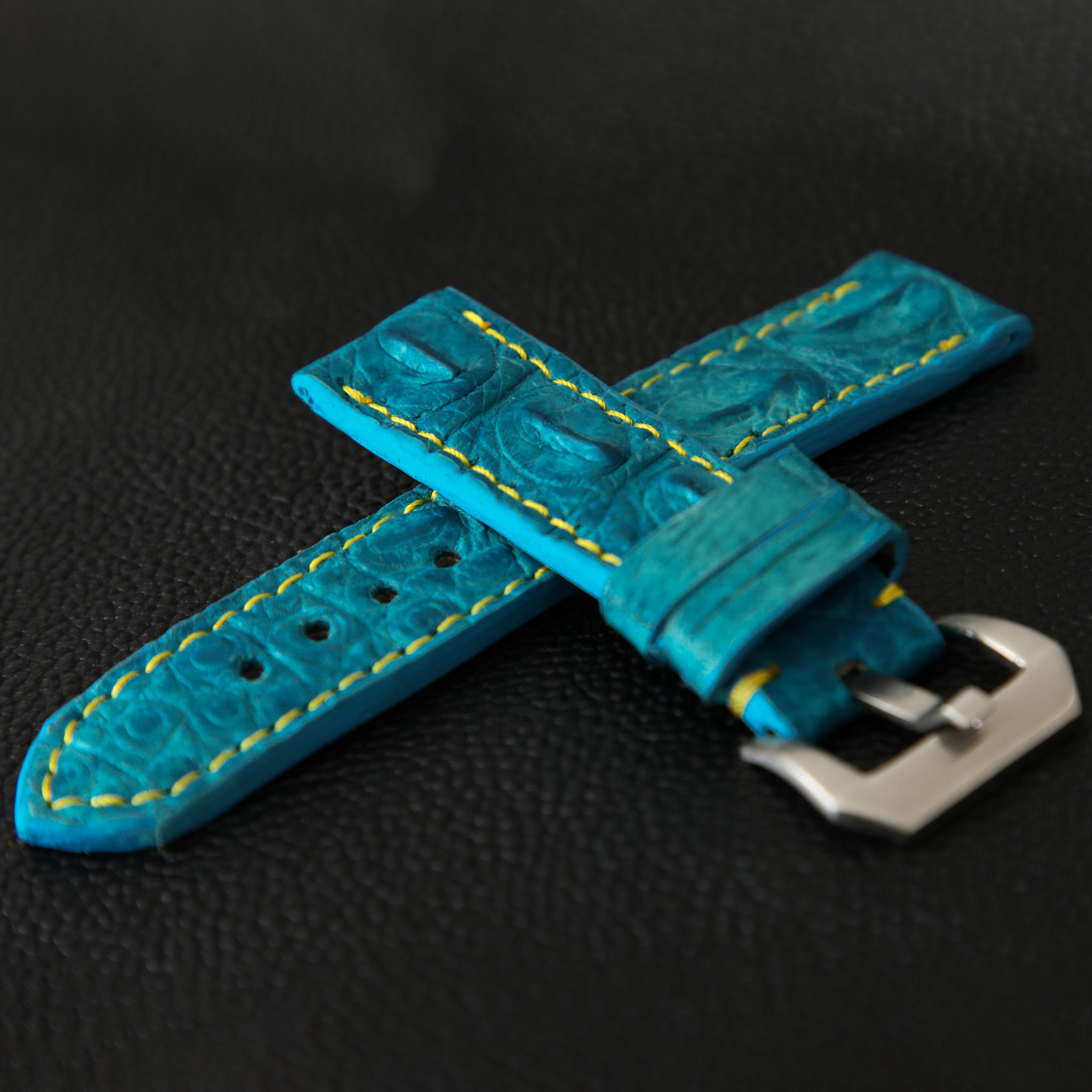 BLUE CROCODILE HORNBACK LEATHER STRAP
