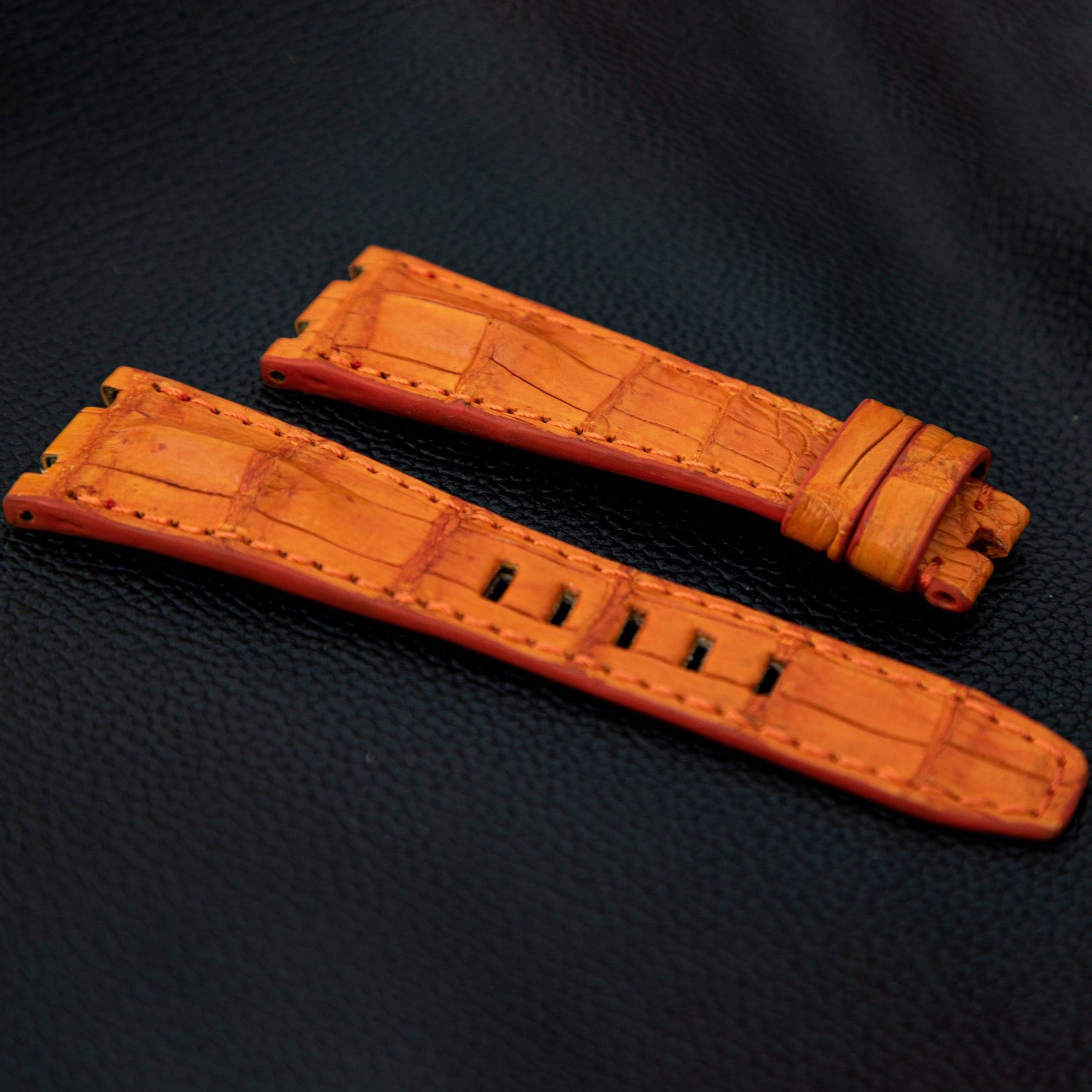 ORANGE CROCODILE HORNBACK LEATHER STRAP