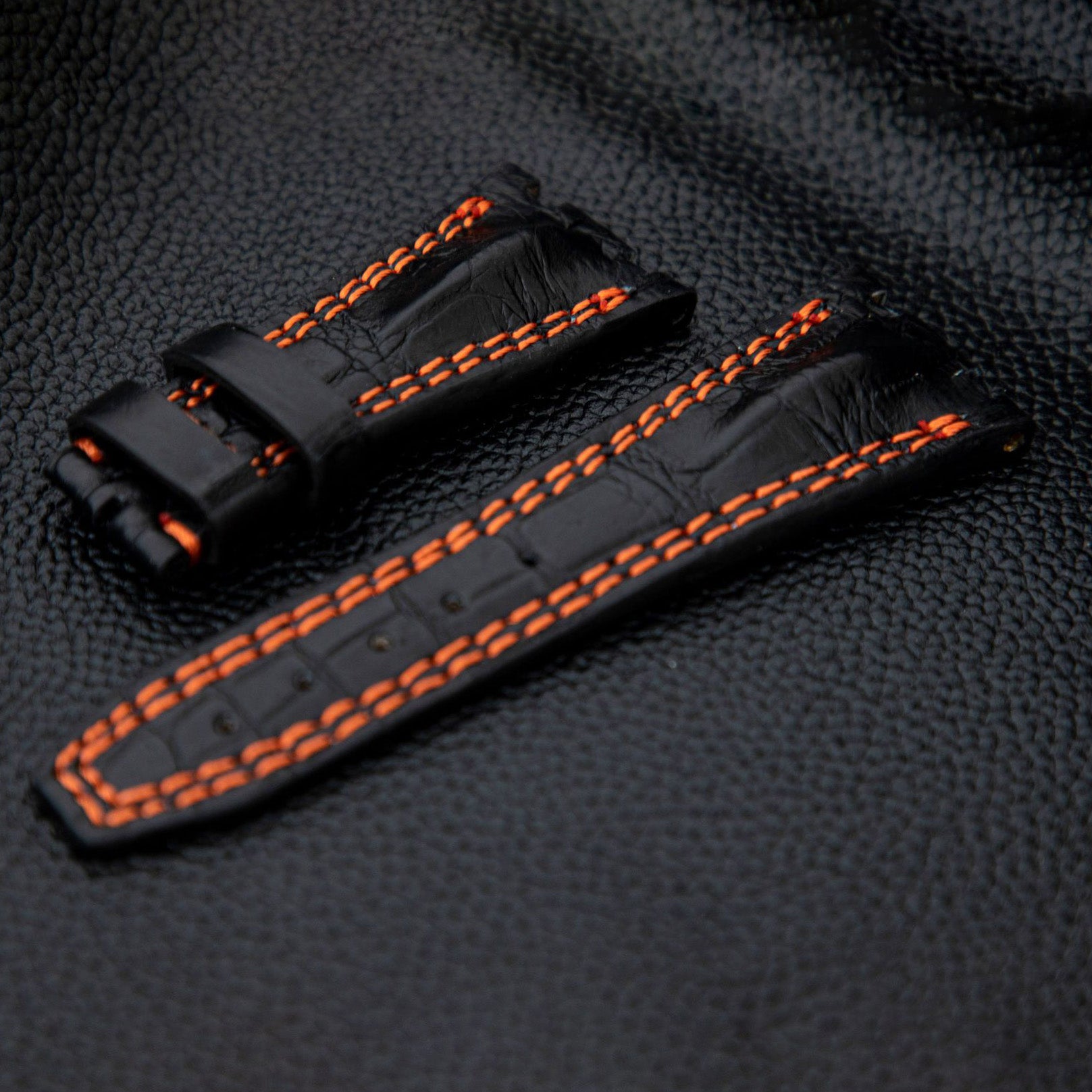BLACK CROCODILE HORNBACK LEATHER STRAP