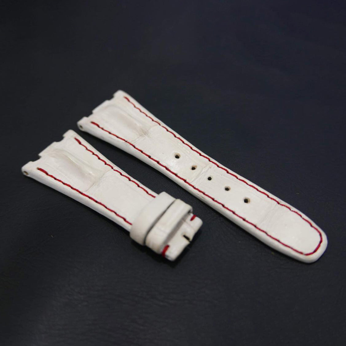 WHITE CROCODILE HORNBACK LEATHER STRAP