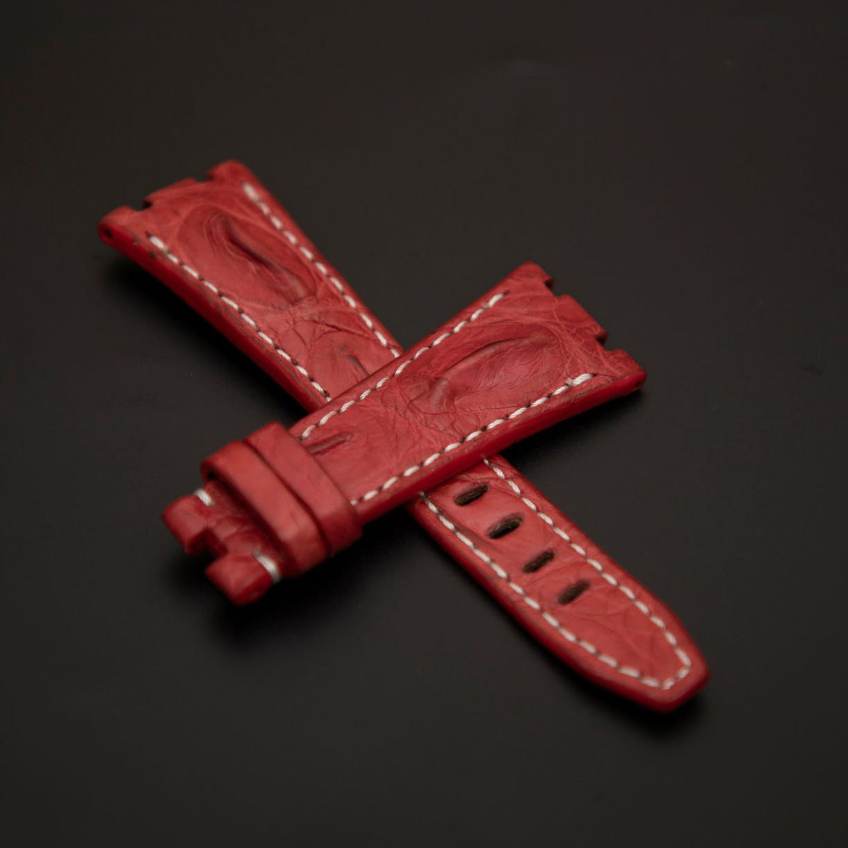 RED CROCODILE HORNBACK LEATHER STRAP