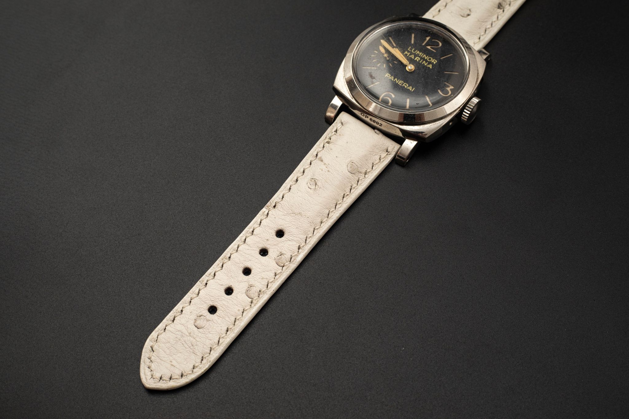 WHITE OSTRICH LEATHER STRAP