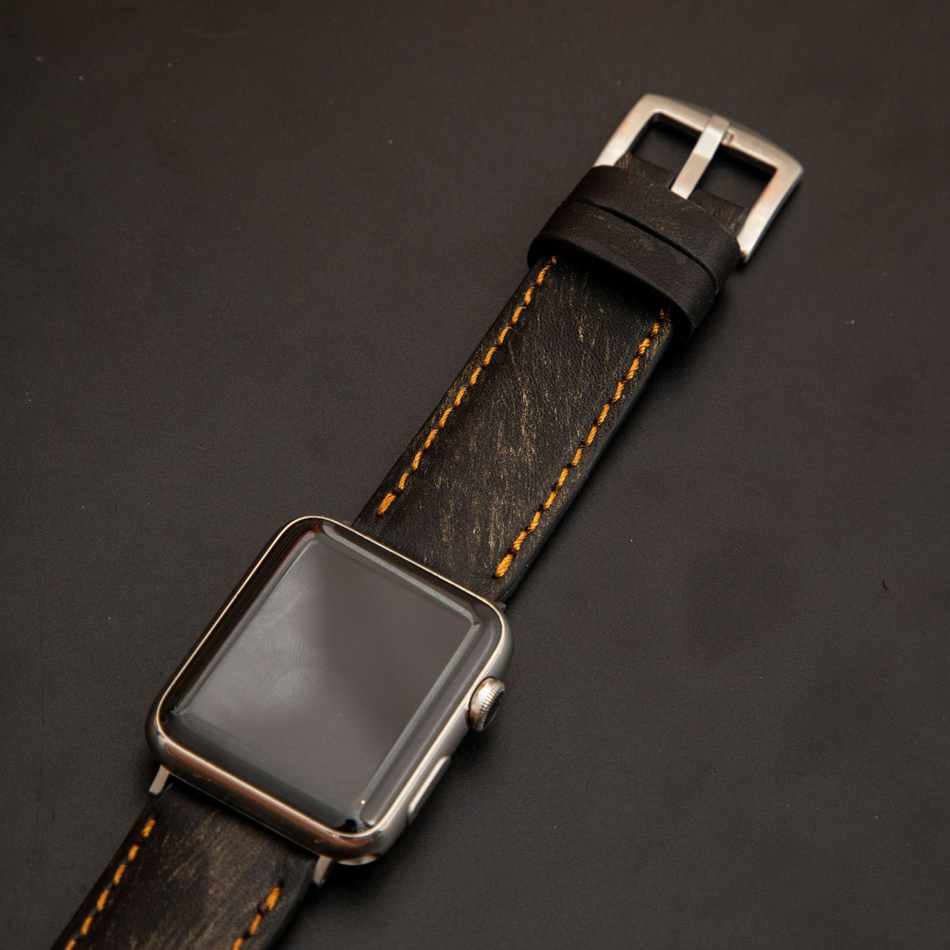 BLACK&GOLD CALF LEATHER STRAP