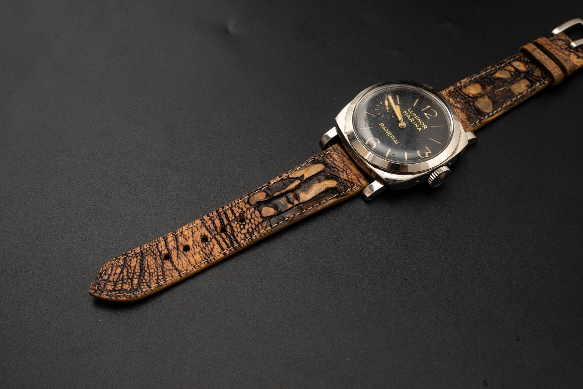 BROWN OSTRICH LEATHER STRAP