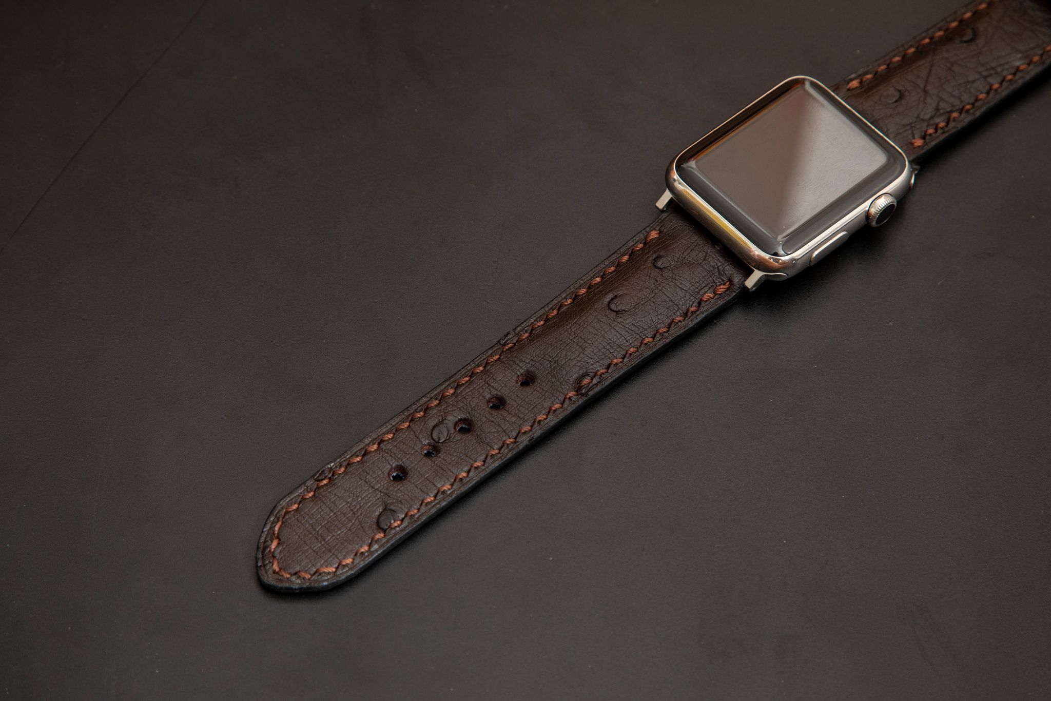 BROWN OSTRICH LEATHER STRAP