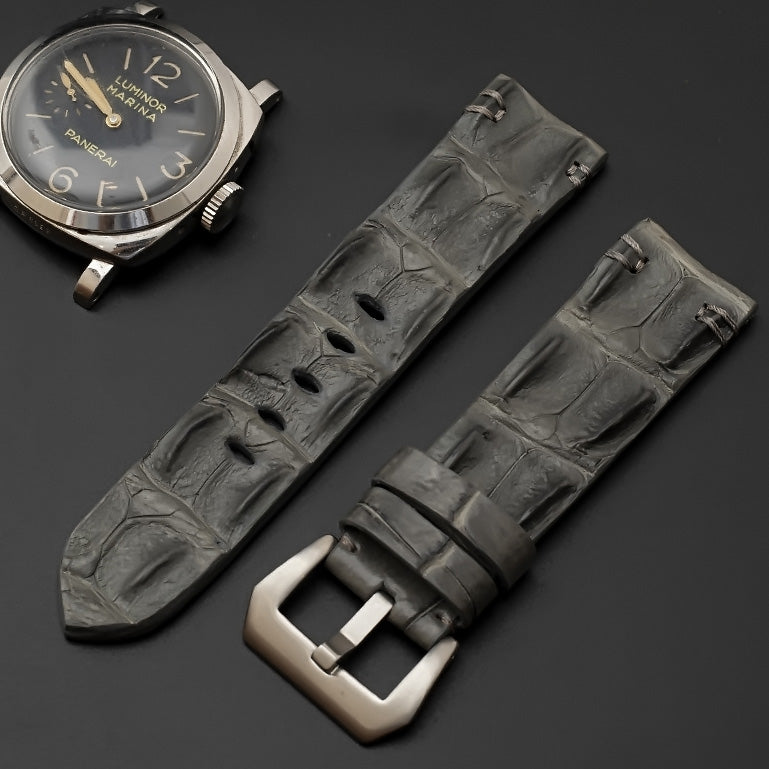 GREY CROCODILE HORNBACK LEATHER STRAP