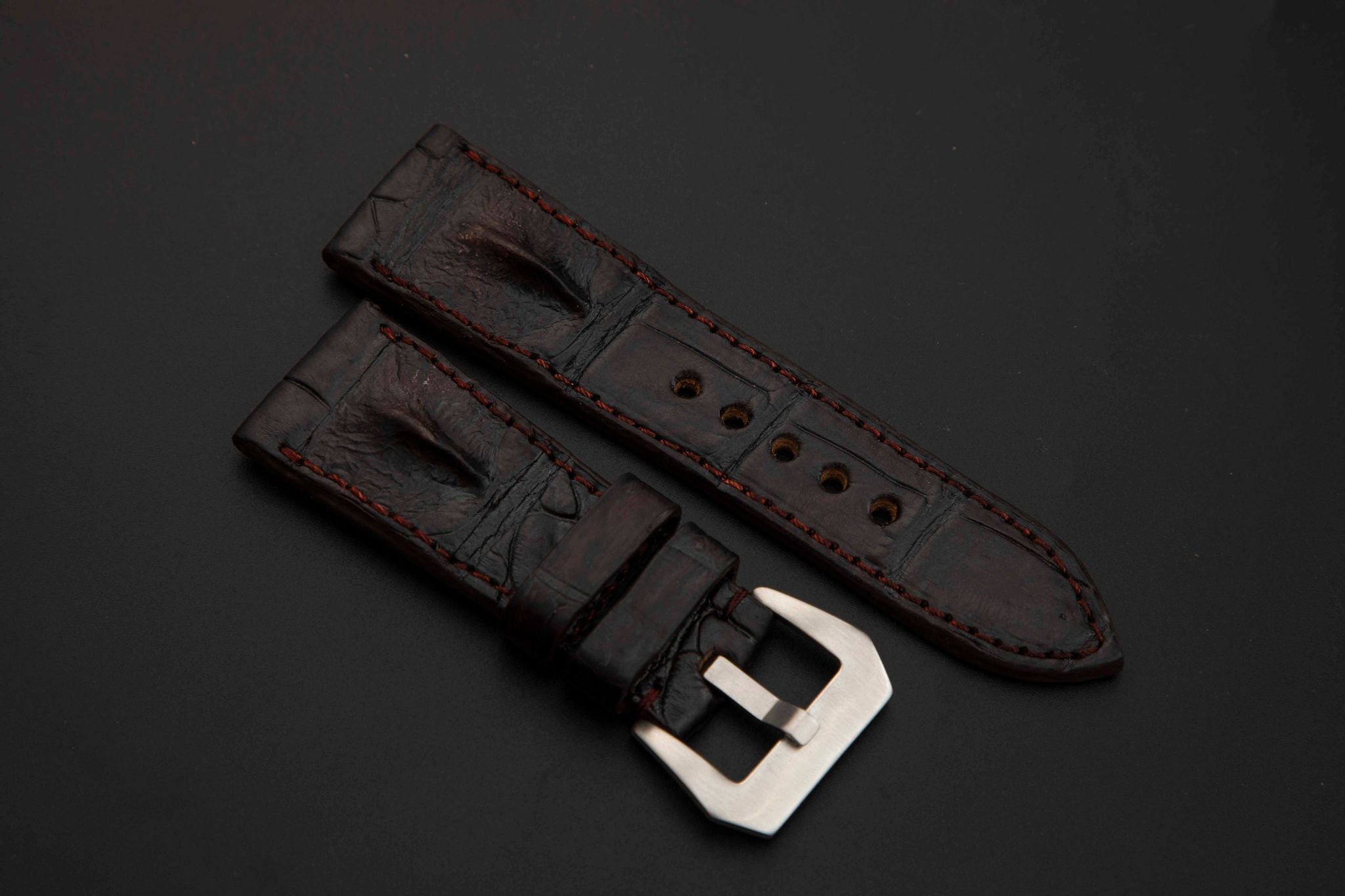 BROWN CROCODILE HORNBACK LEATHER STRAP