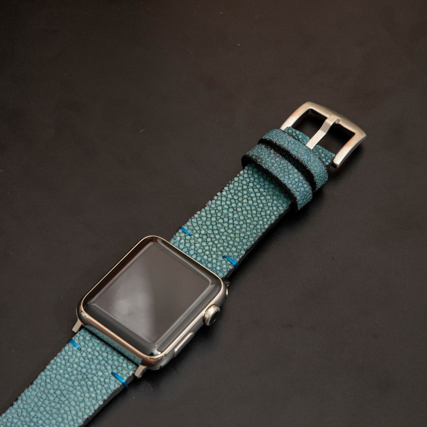 BLUE STINGRAY LEATHER STRAP
