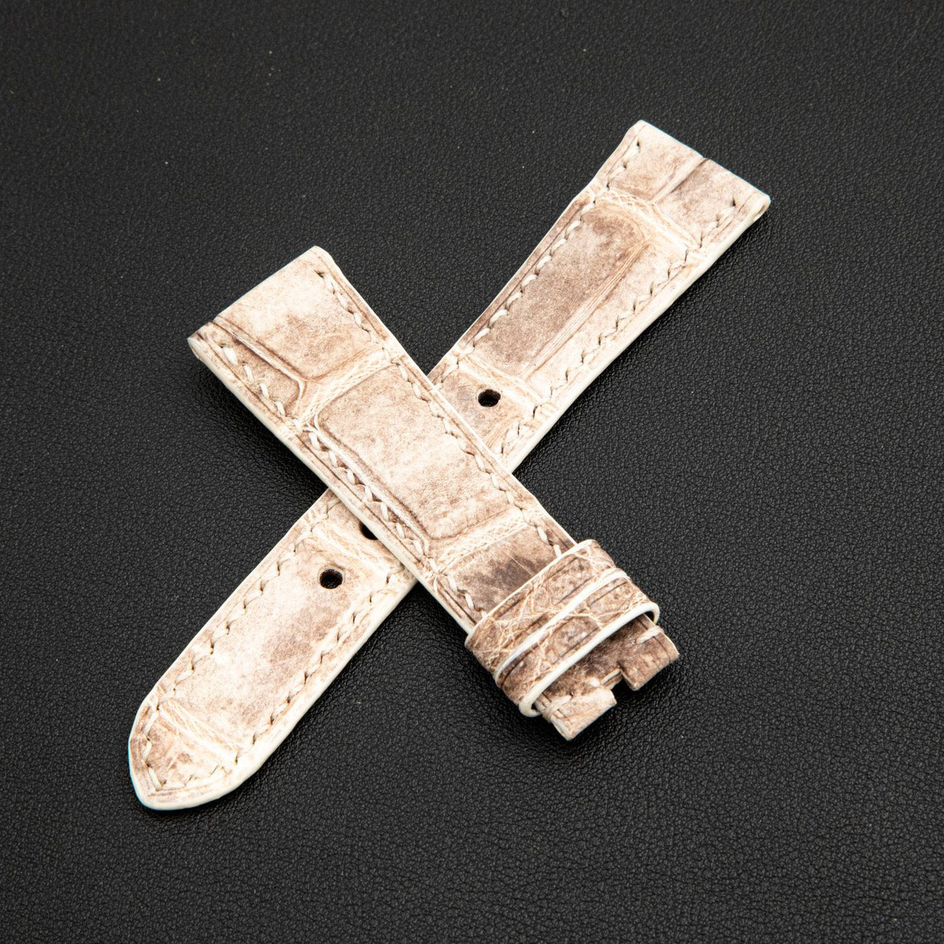 HIMALAYA CROCODILE BELLY LEATHER STRAP