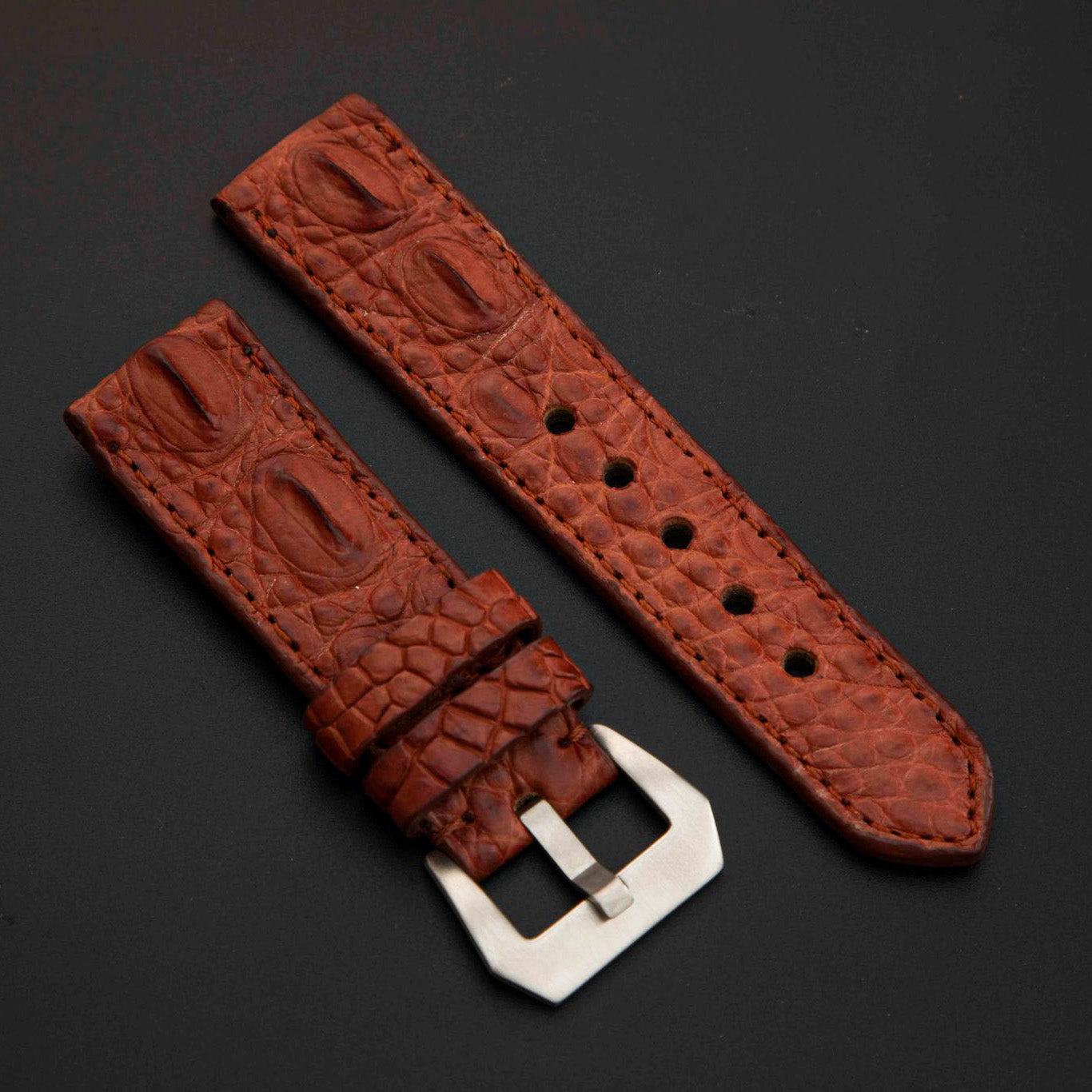 BROWN CROCODILE HORNBACK LEATHER STRAP