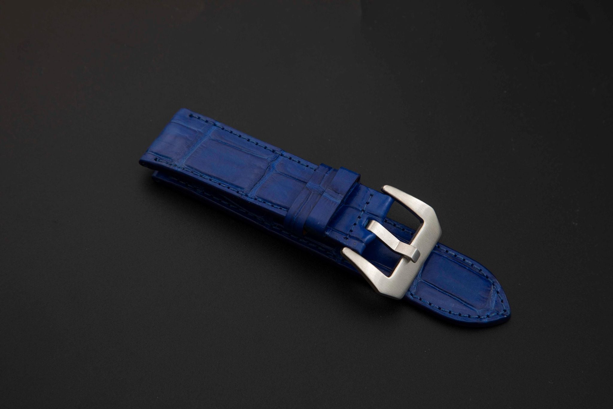 BLUE CROCODILE BELLY LEATHER STRAP
