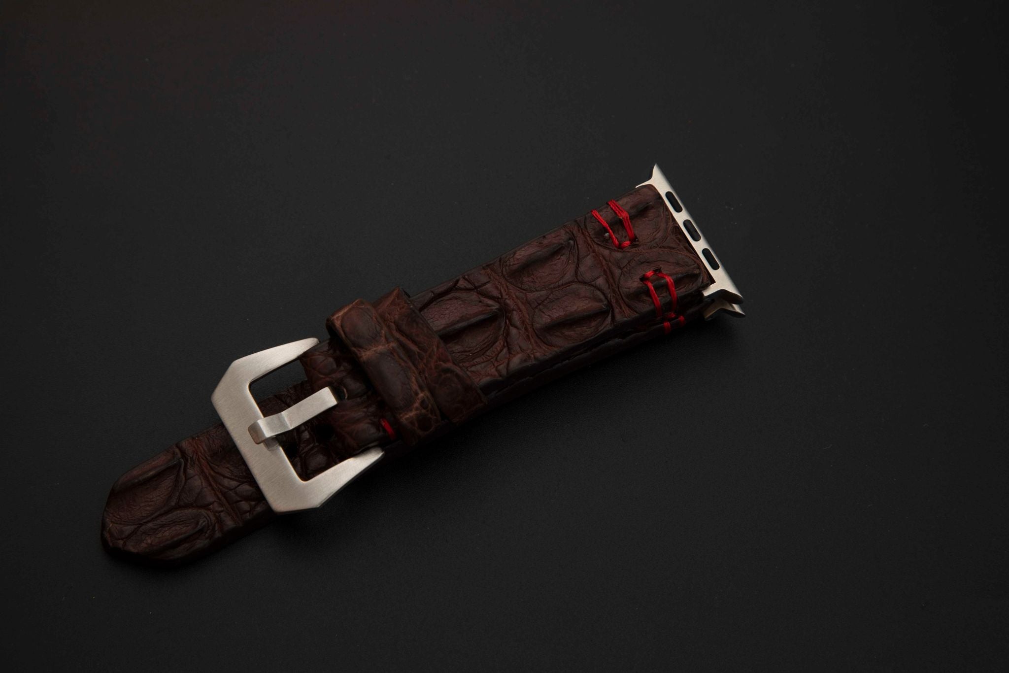 BROWN CROCODILE HORNBACK LEATHER STRAP