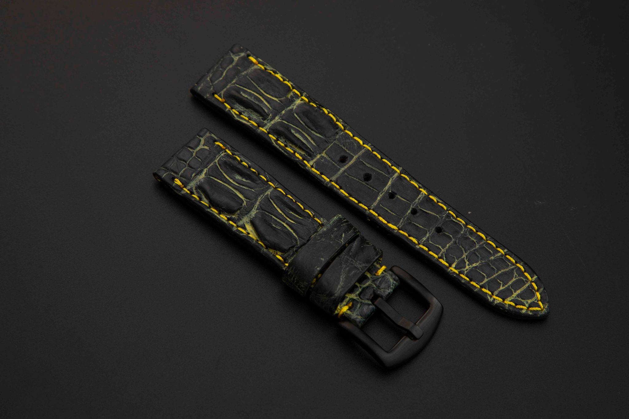BLACK&GOLD CROCODILE HORNBACK LEATHER STRAP