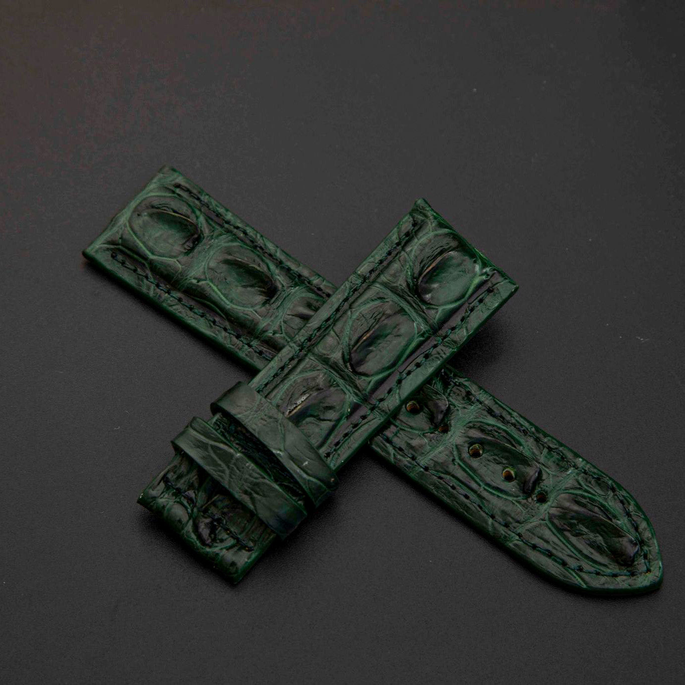 GREEN CROCODILE HORNBACK LEATHER STRAP