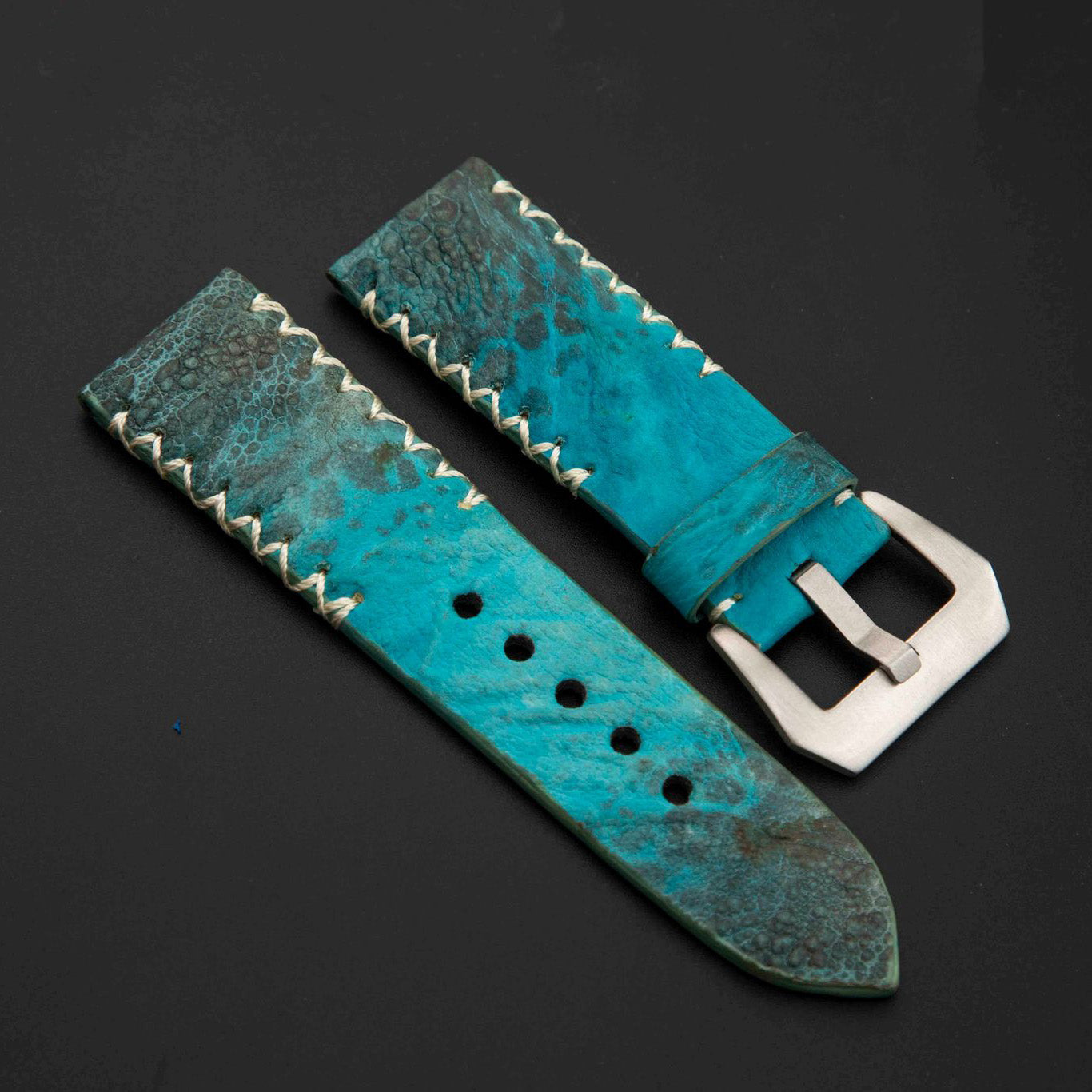 BLUE TOAD LEATHER STRAP