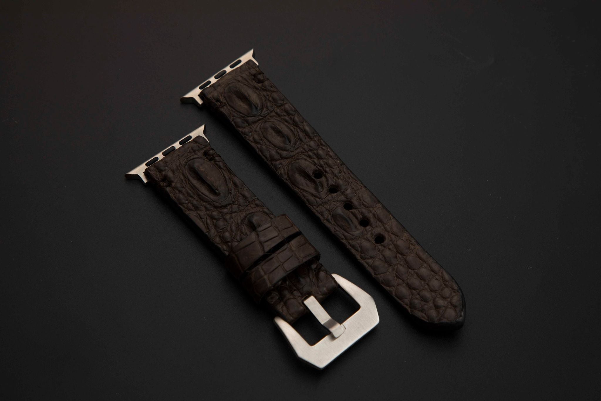 BROWN CROCODILE HORNBACK LEATHER STRAP