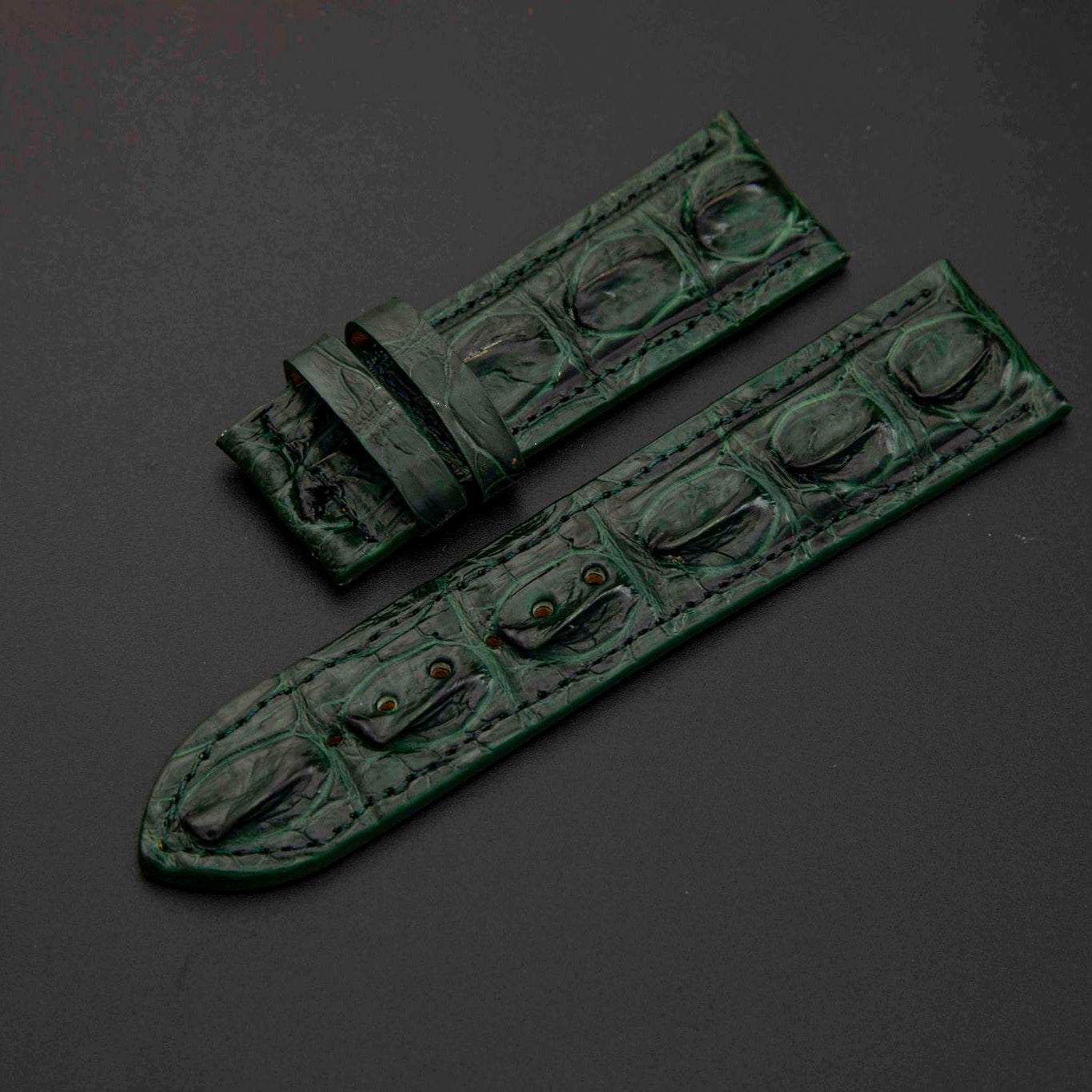 GREEN CROCODILE HORNBACK LEATHER STRAP