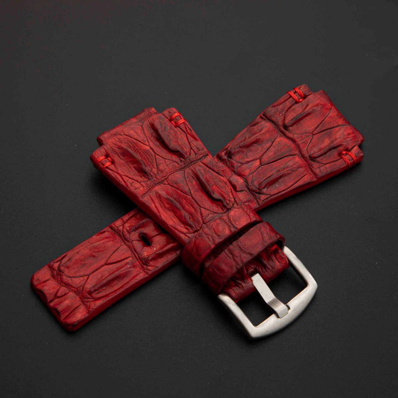 RED CROCODILE HORNBACK LEATHER STRAP
