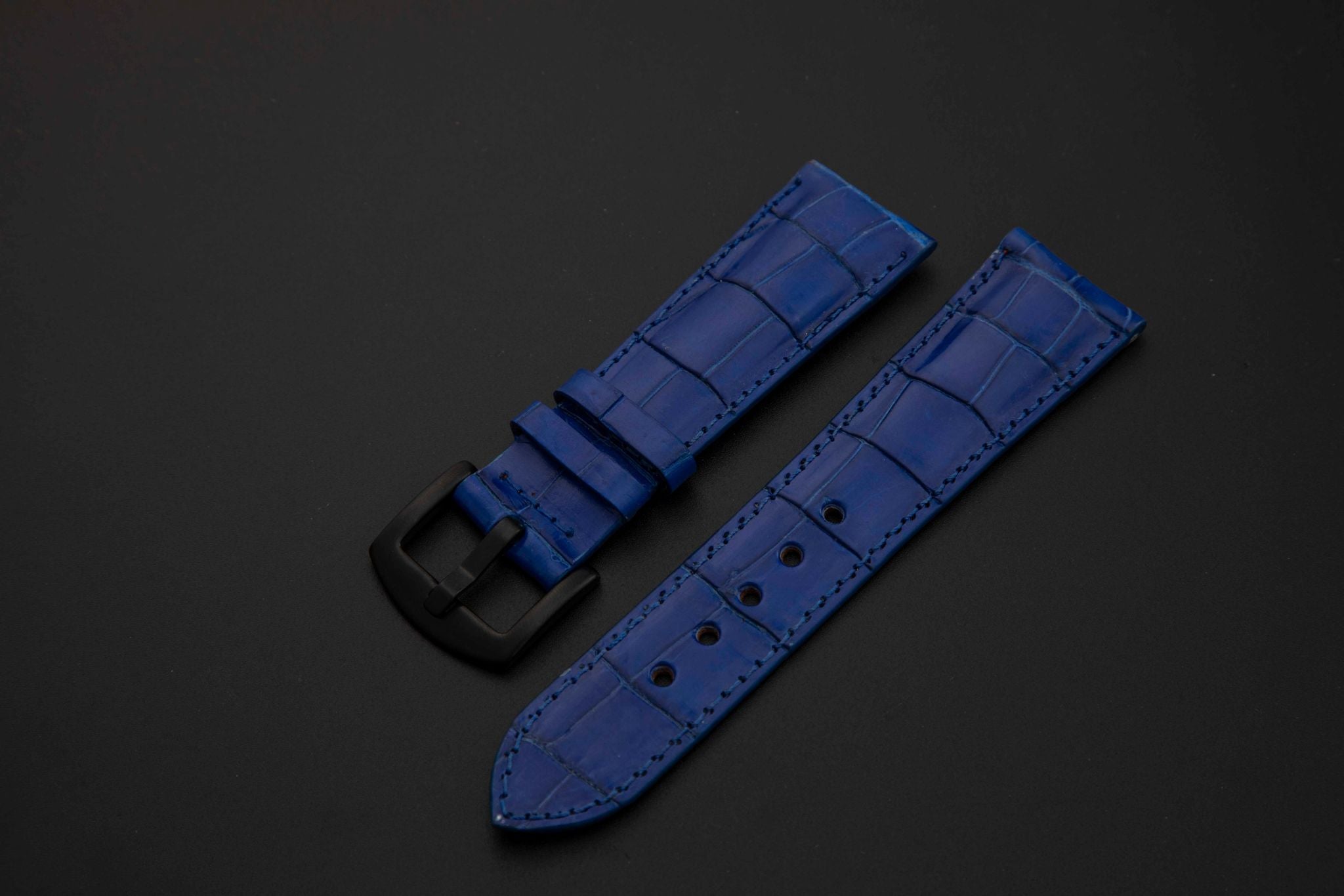 BLUE CROCODILE BELLY LEATHER STRAP