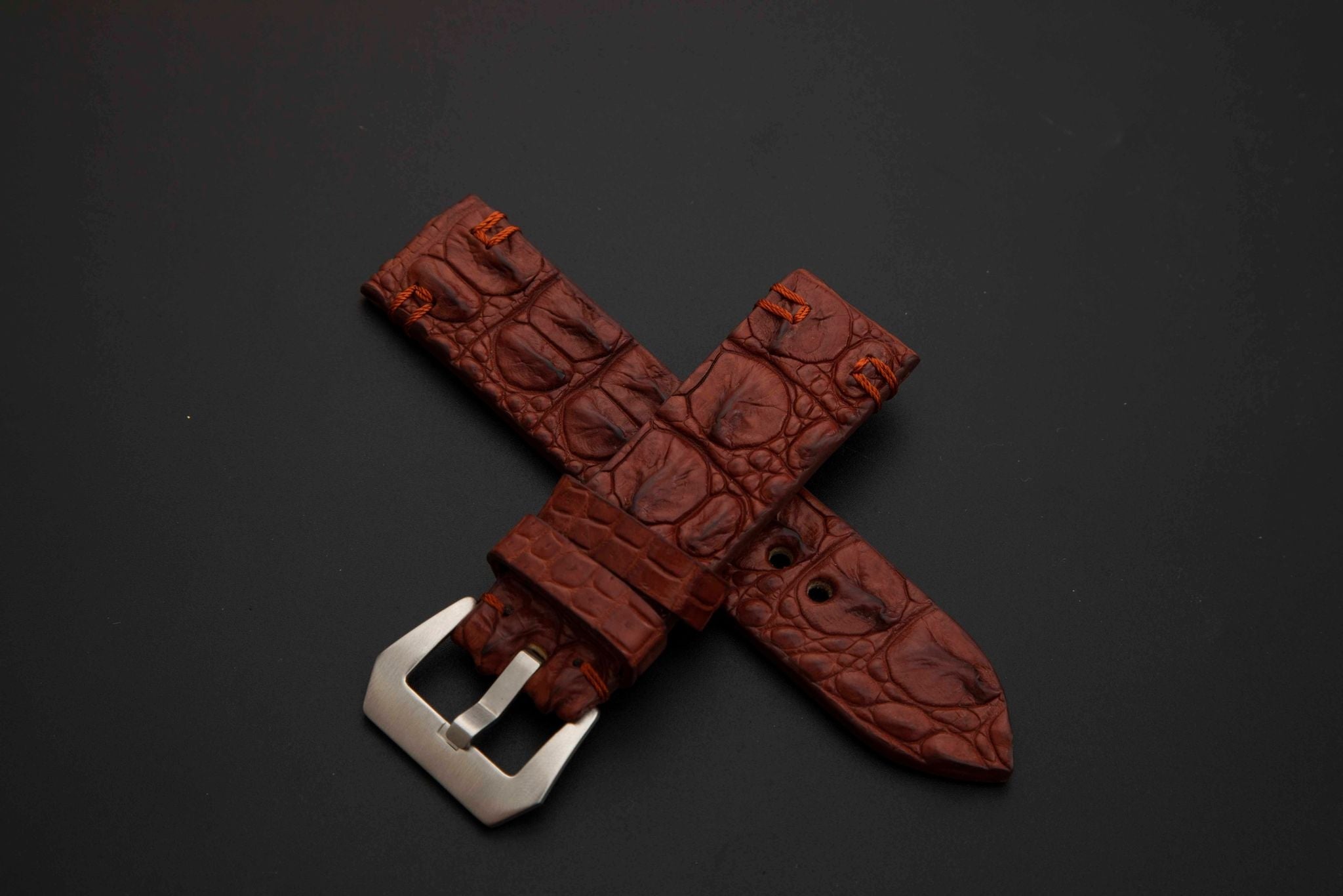 BROWN CROCODILE HORNBACK LEATHER STRAP