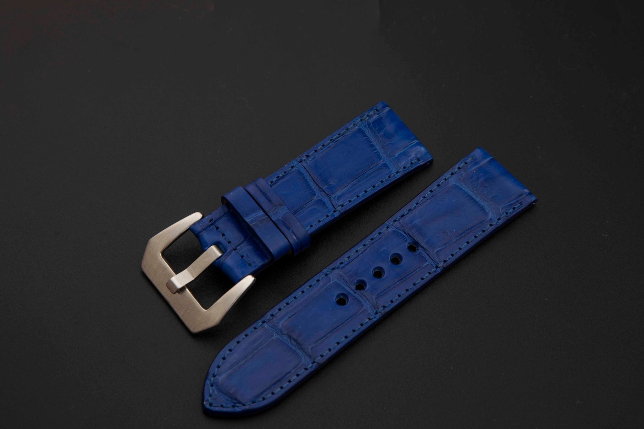 BLUE CROCODILE BELLY LEATHER STRAP