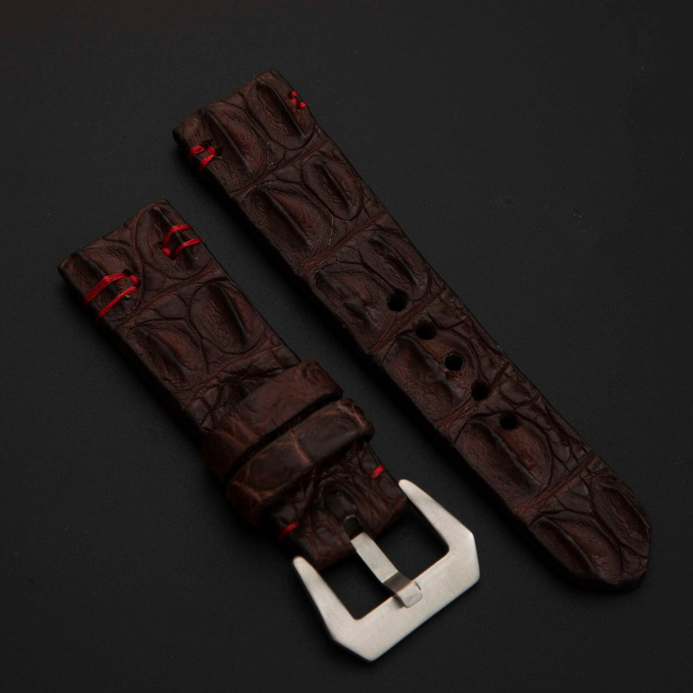 BROWN CROCODILE HORNBACK LEATHER STRAP