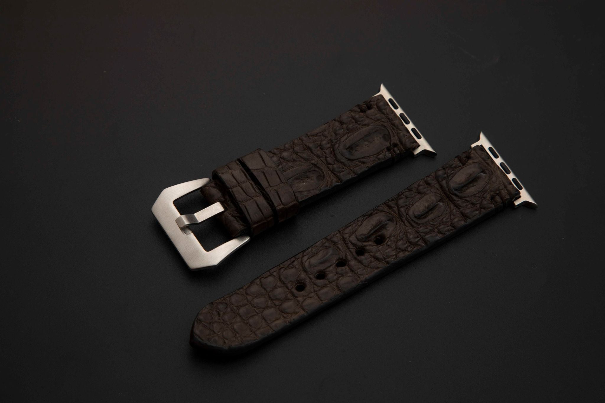 BROWN CROCODILE HORNBACK LEATHER STRAP