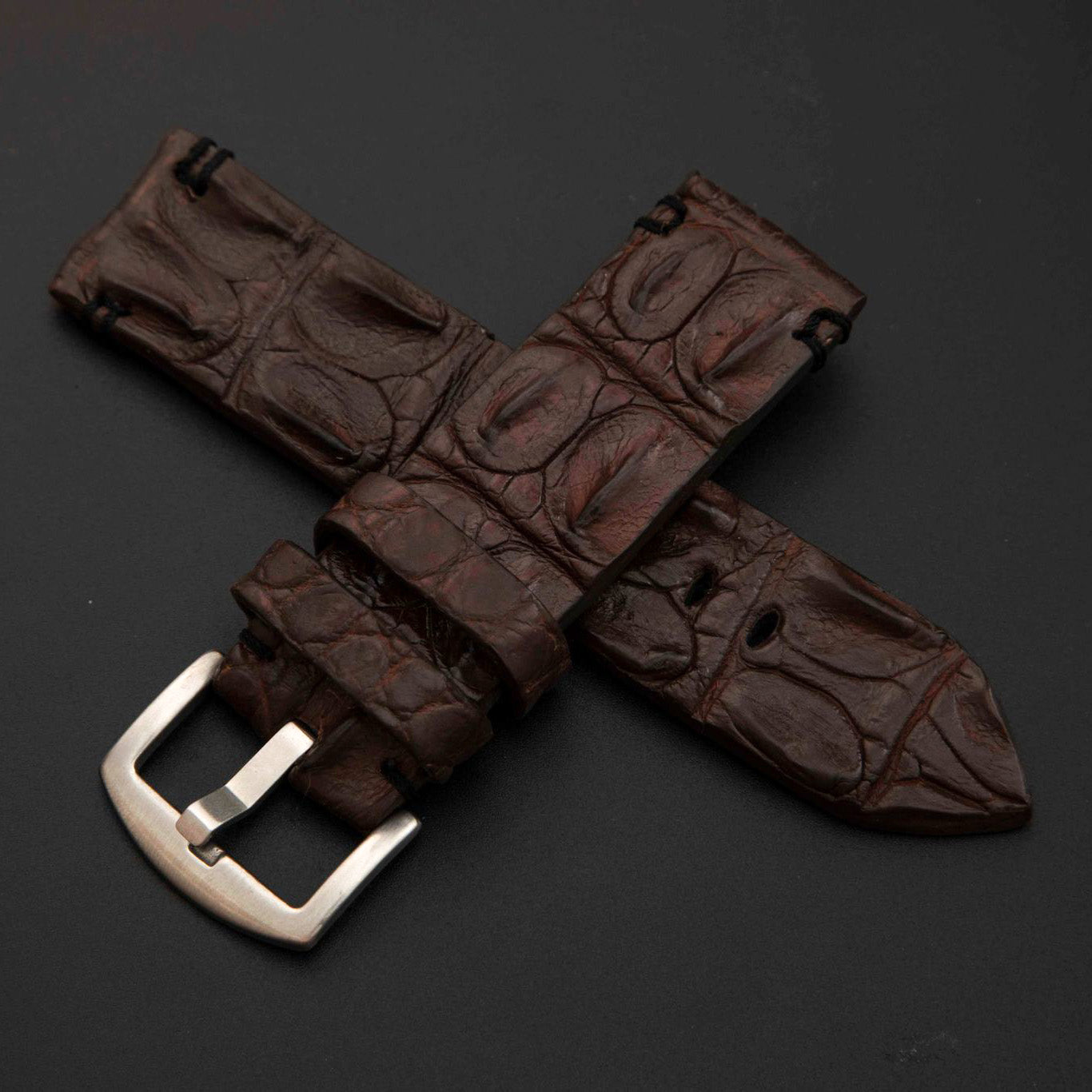 BROWN CROCODILE HORNBACK LEATHER STRAP