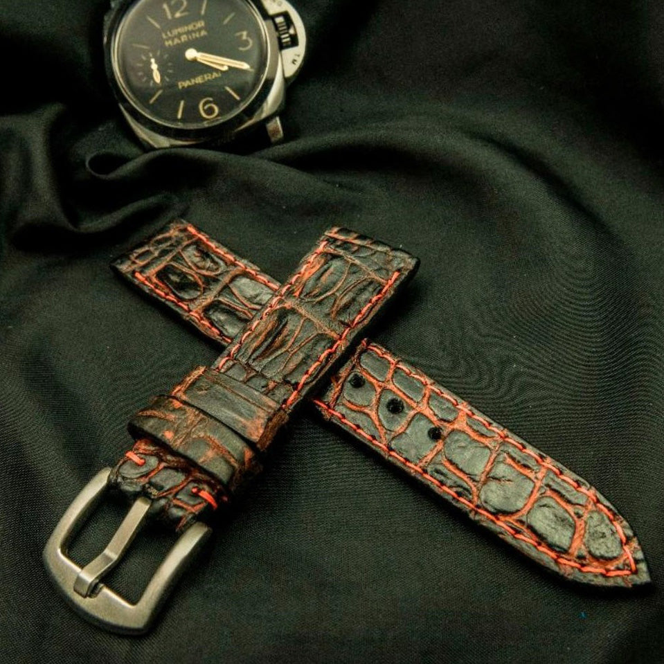 BLACK&RED CROCODILE HORNBACK LEATHER STRAP
