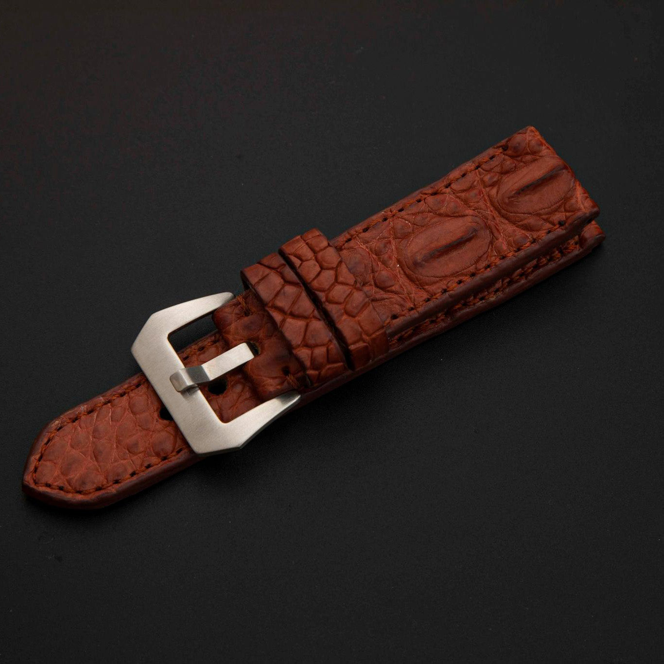 BROWN CROCODILE HORNBACK LEATHER STRAP