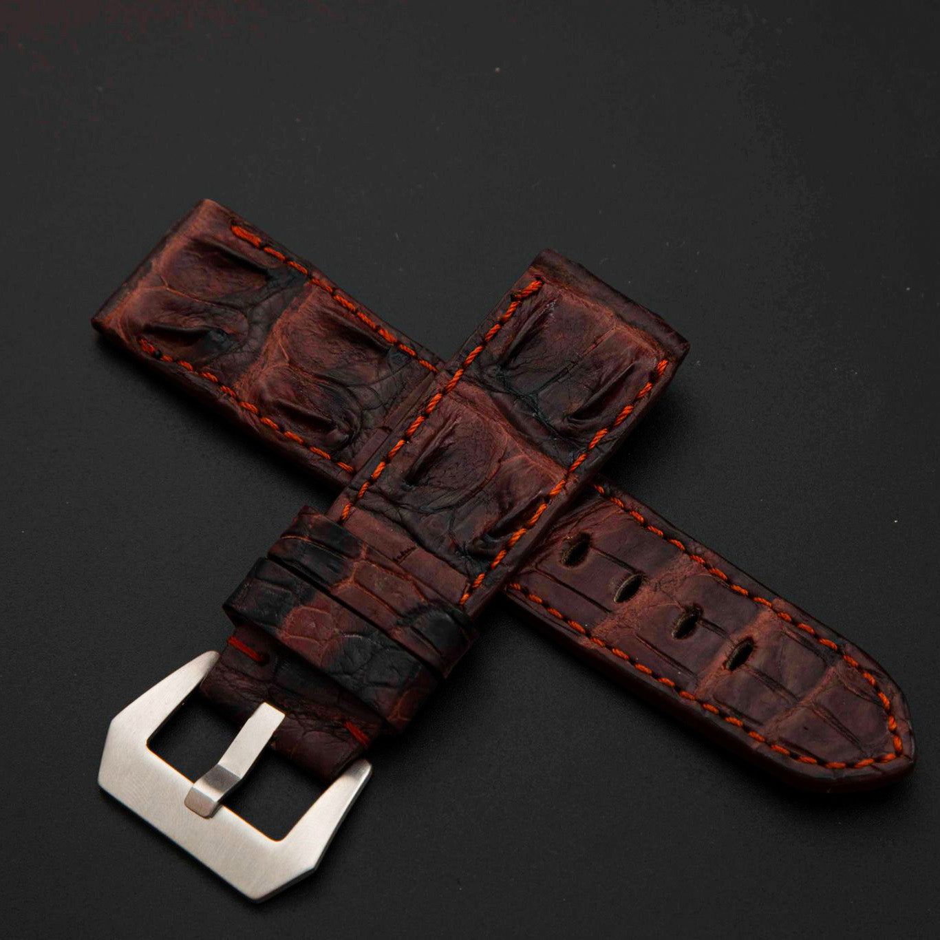 BLACK&RED CROCODILE HORNBACK LEATHER STRAP