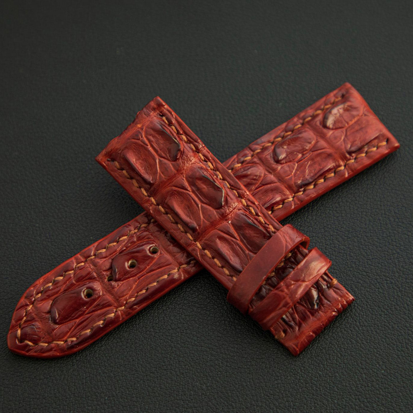 BROWN CROCODILE HORNBACK LEATHER STRAP