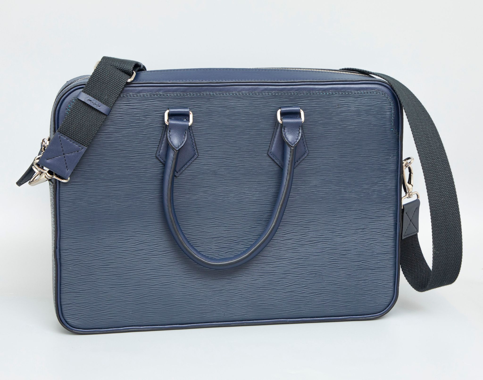 BLUE HANDMADE GENUINE CALF LAPTOP SLINGBAG