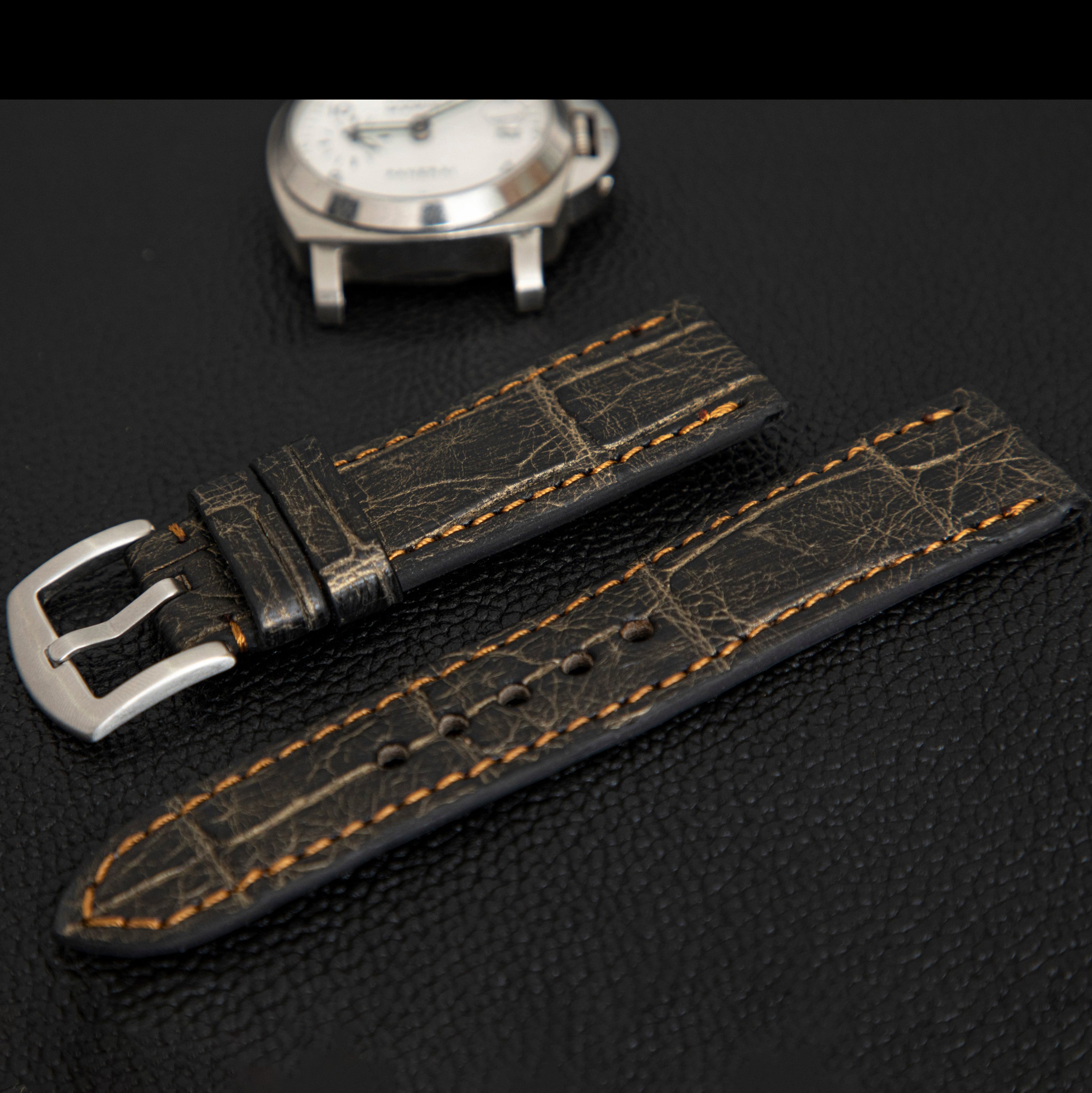 BLACK&GOLD CROCODILE BELLY LEATHER STRAP