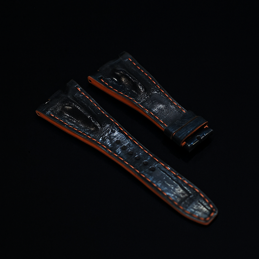 BLACK CROCODILE HORNBACK LEATHER STRAP