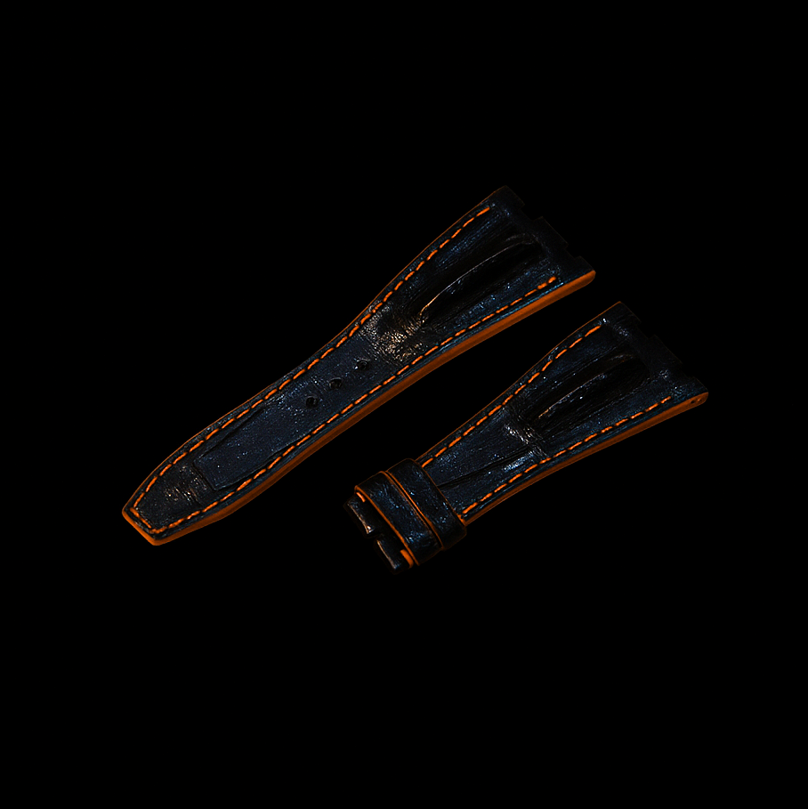BLACK CROCODILE HORNBACK LEATHER STRAP